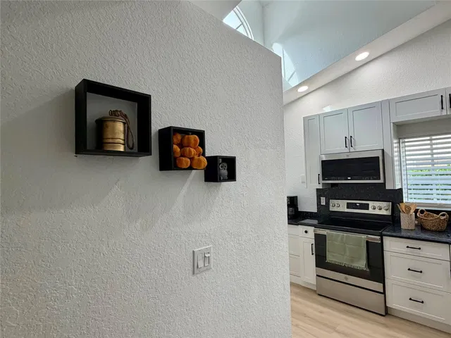 Residence photo 11