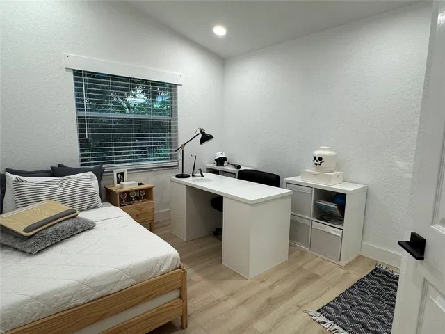 Residence photo 19