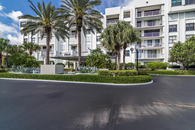 2860 S Ocean Palm Beach Unit 106 photo 2
