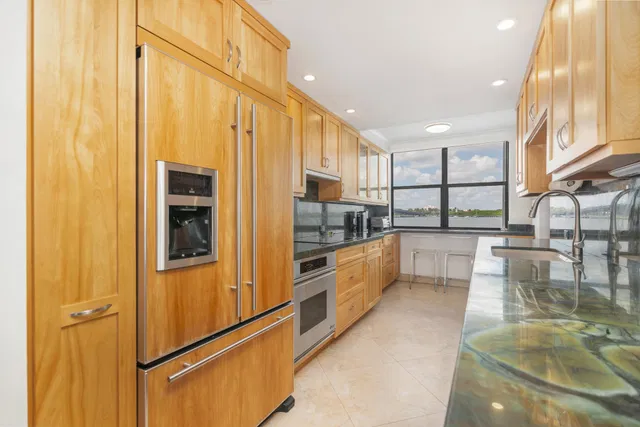 2860 S Ocean Palm Beach Unit 106 photo 12