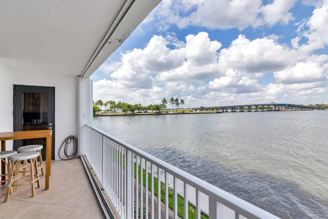 2860 S Ocean Palm Beach Unit 106 photo 24