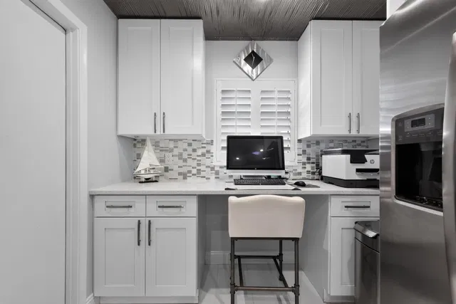 Residence photo 22