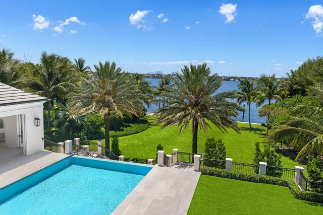 Estate Section Palm Beach Residence photo 32