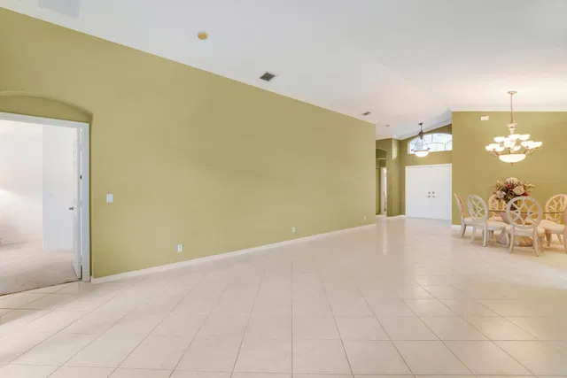 Residence photo 11