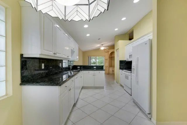 Residence photo 14