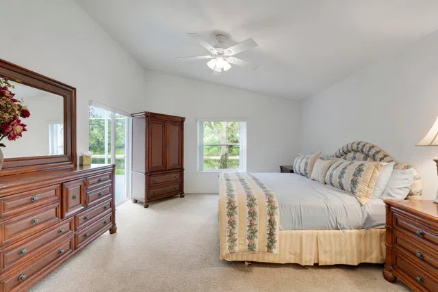 Residence photo 19