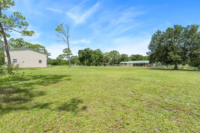 Residence photo 18