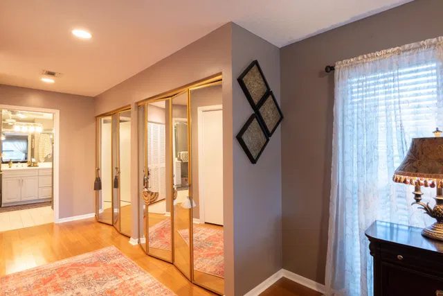 Residence photo 15