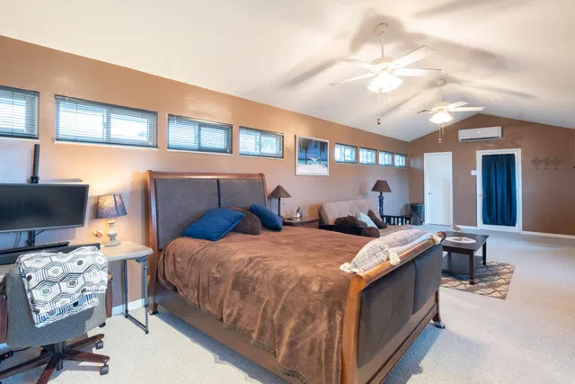 Residence photo 35