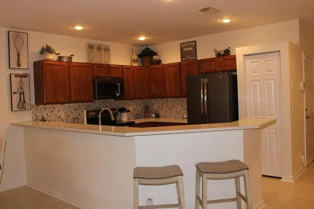  Residence photo 9
