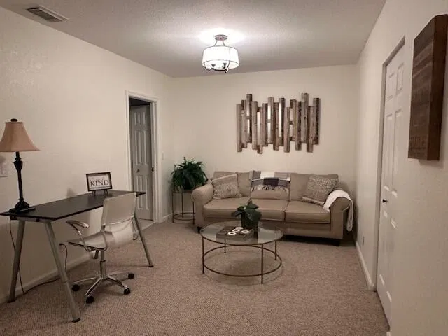  Residence photo 15