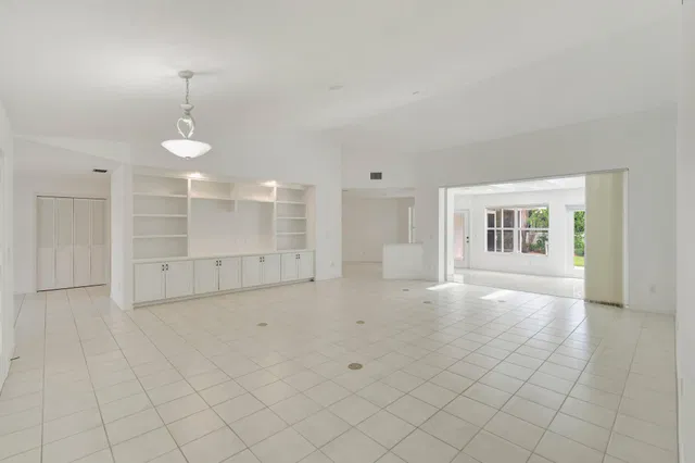 Residence photo 7