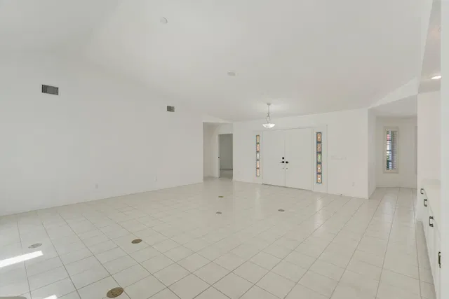 Residence photo 9