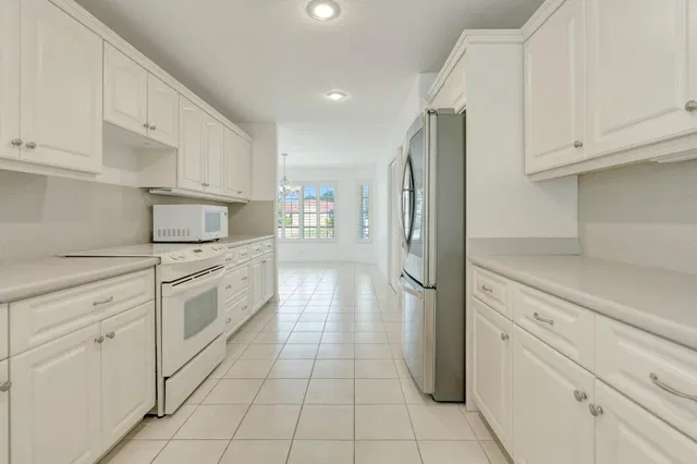 Residence photo 14