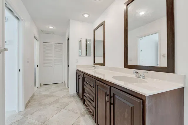 Residence photo 39