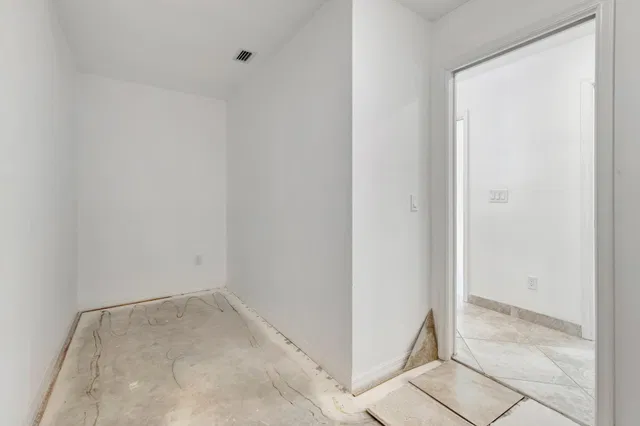 Residence photo 45