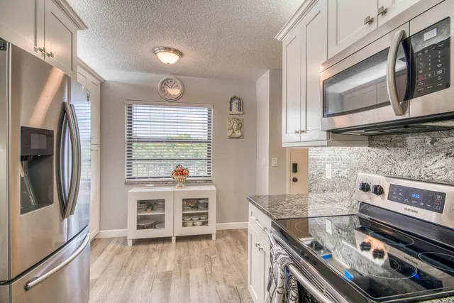  Unit 4508 photo 6