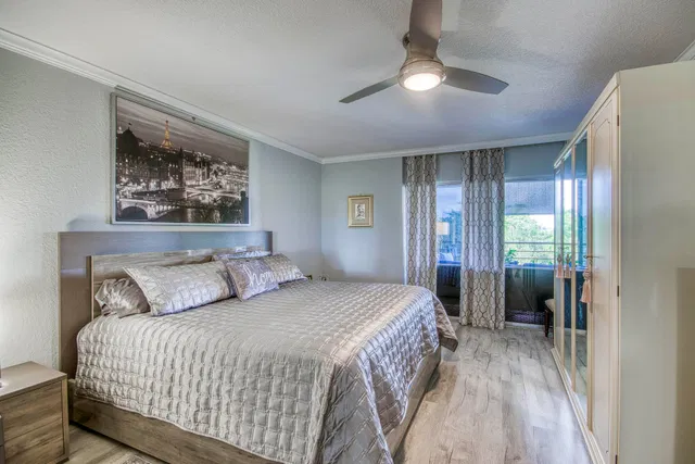  Unit 4508 photo 14