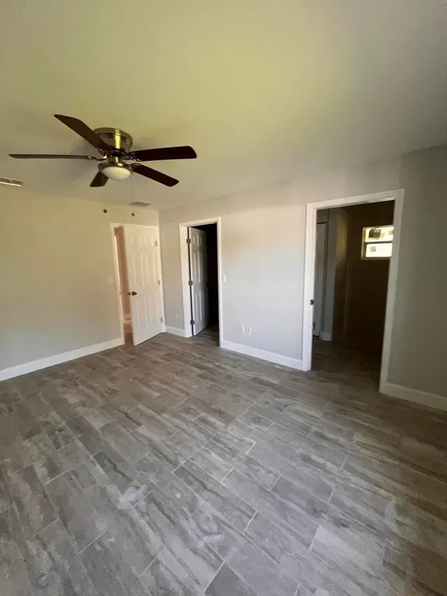 Residence photo 8
