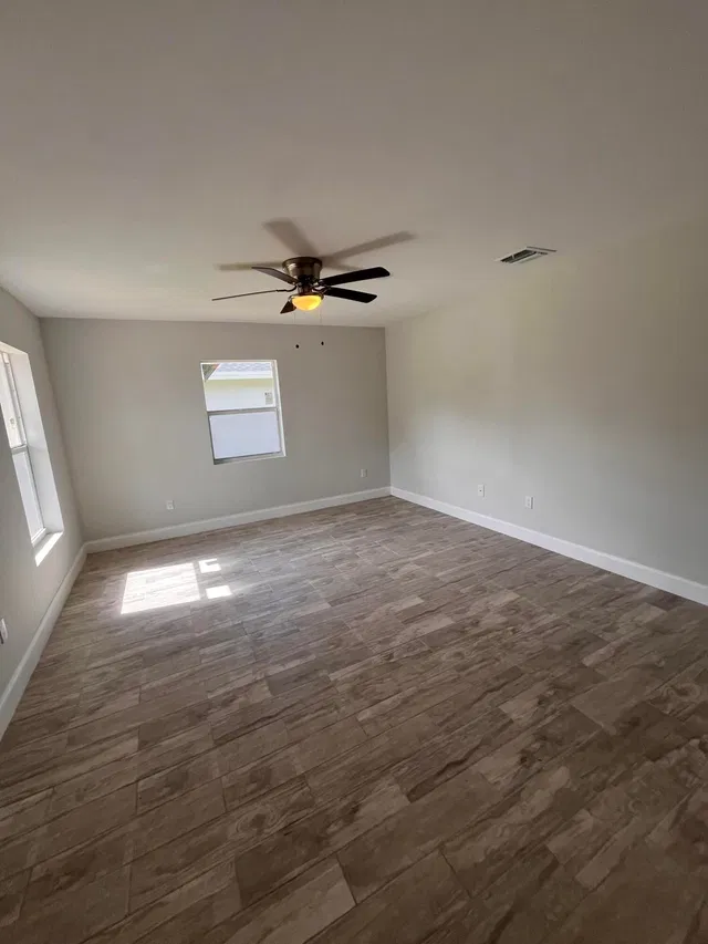 Residence photo 18
