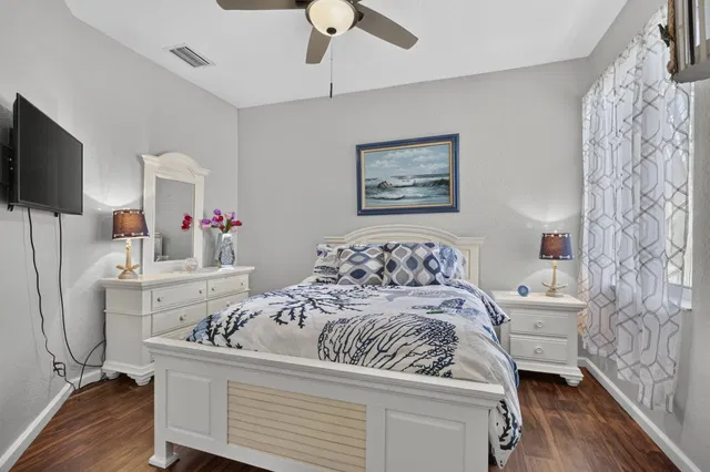 Residence photo 35