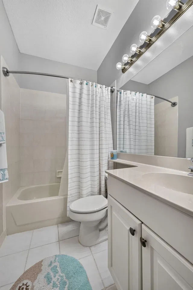Residence photo 38