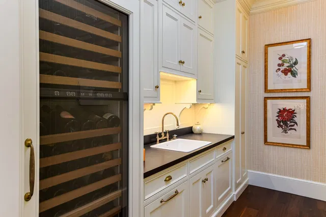 Stotesbury Park Residence photo 9
