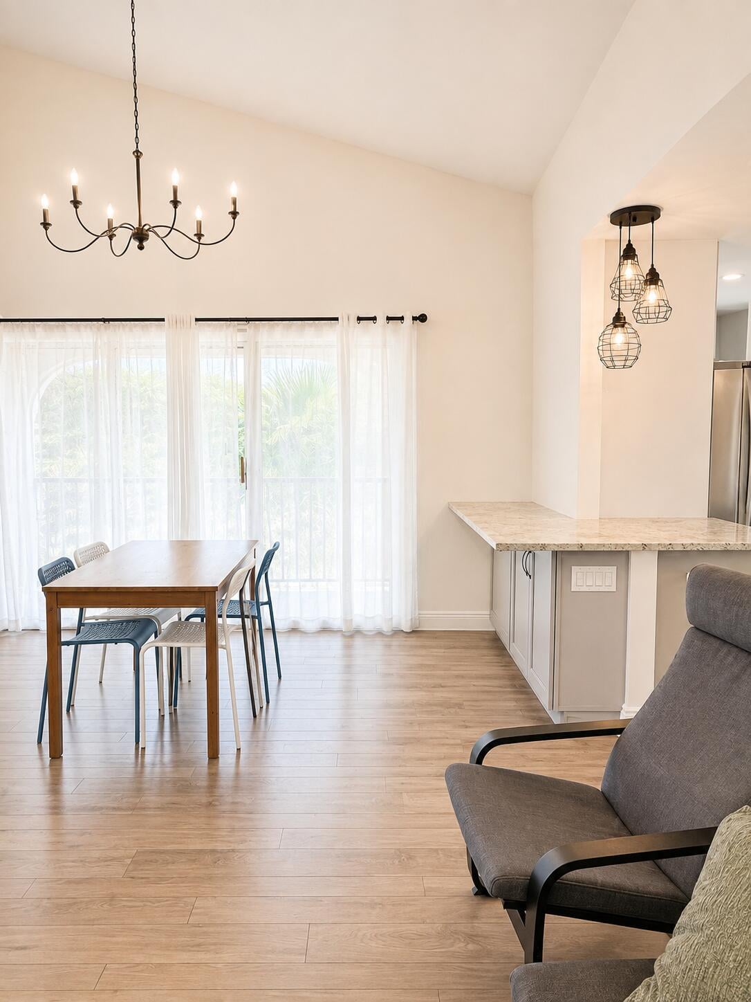  Residence photo 4