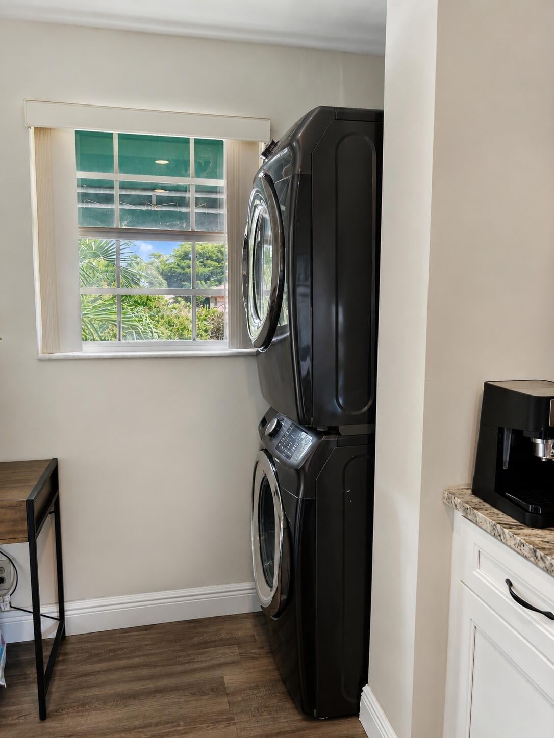  Residence photo 13