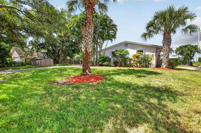Residence photo 5