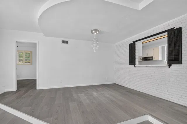 Residence photo 11