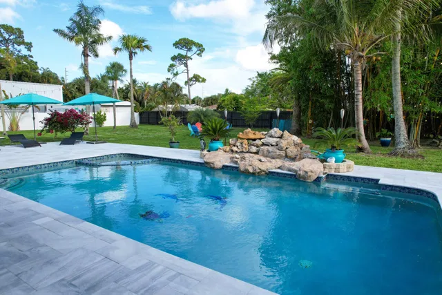 Residence photo 5