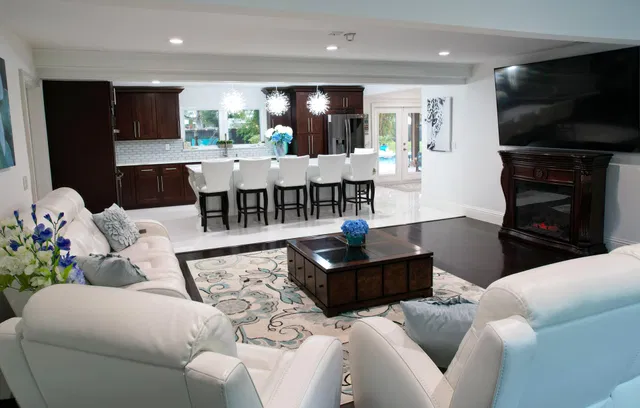 Residence photo 12