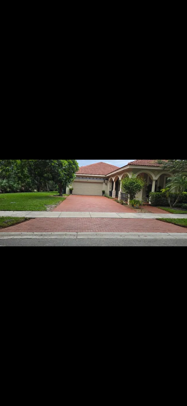 Residence photo 10