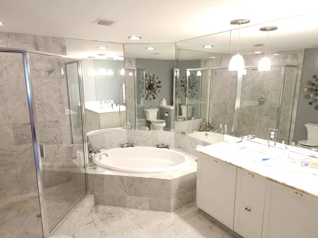 The Astor Unit 303 photo 10