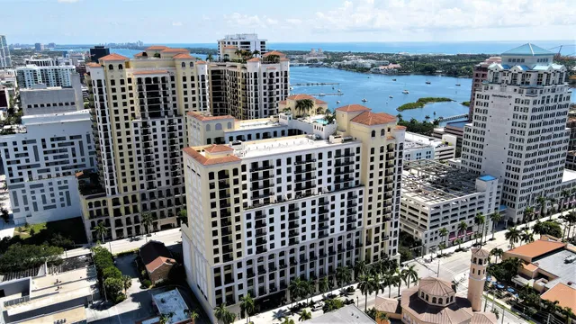One City Plaza Unit 419 photo 20