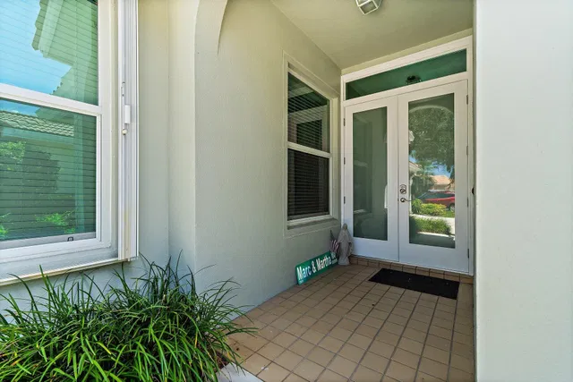 Residence photo 3