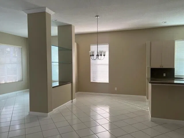 Residence photo 16