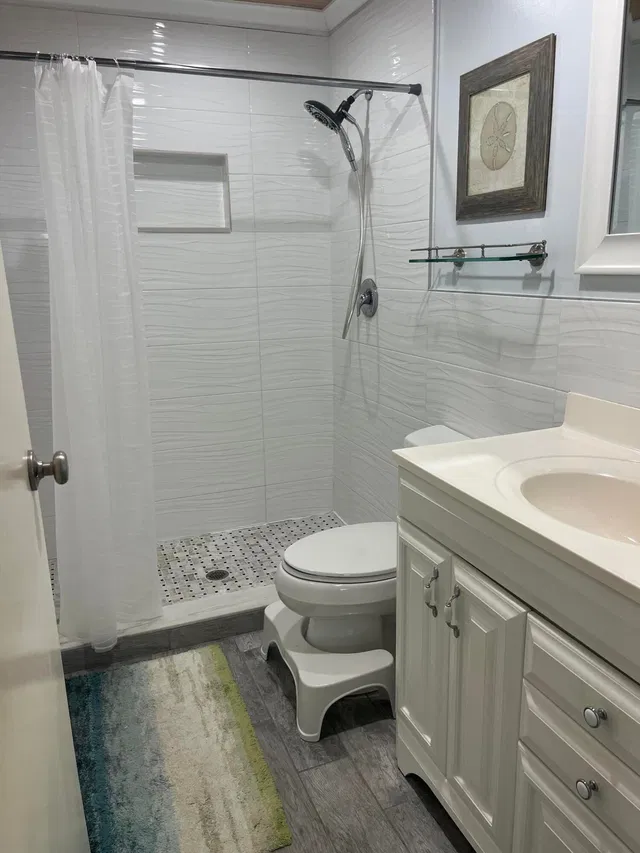 Unit Unit 67 photo 18