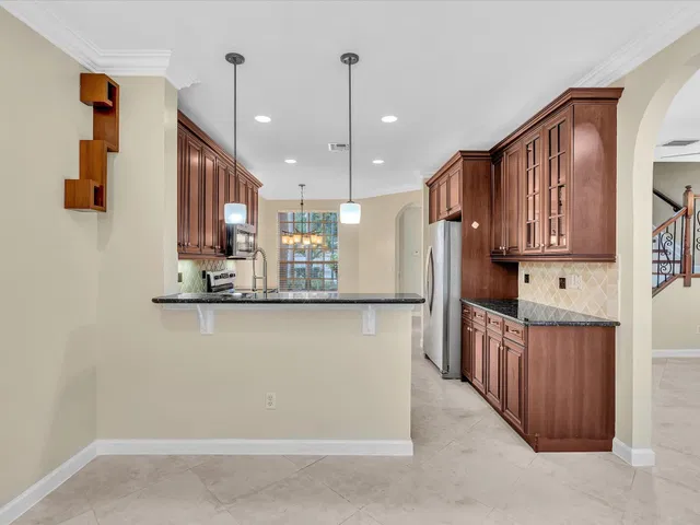 Residence photo 17