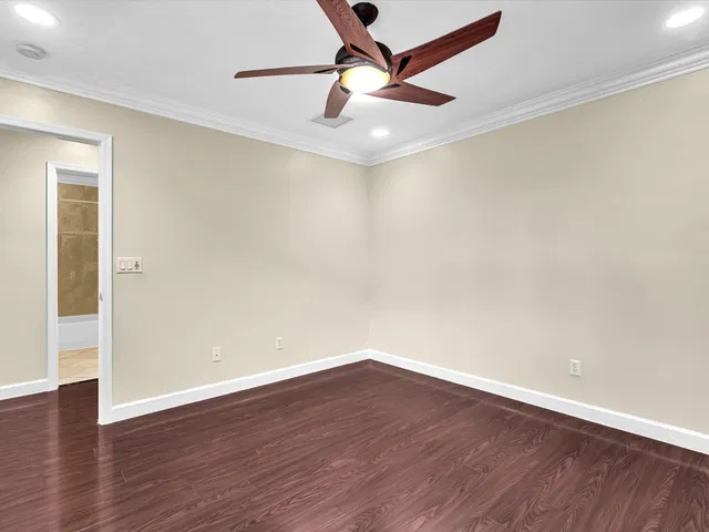 Residence photo 45