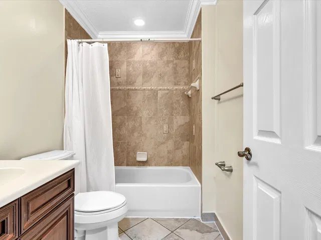Residence photo 46