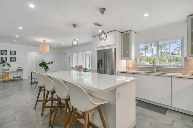 Palm Beach Shores Residence photo 7