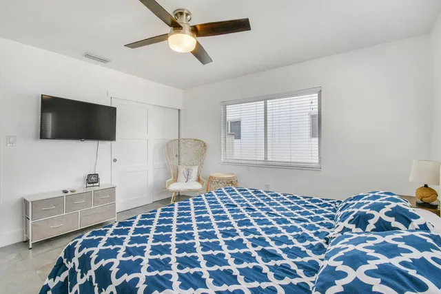 Palm Beach Shores Residence photo 22
