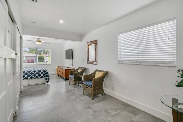 Palm Beach Shores Residence photo 29