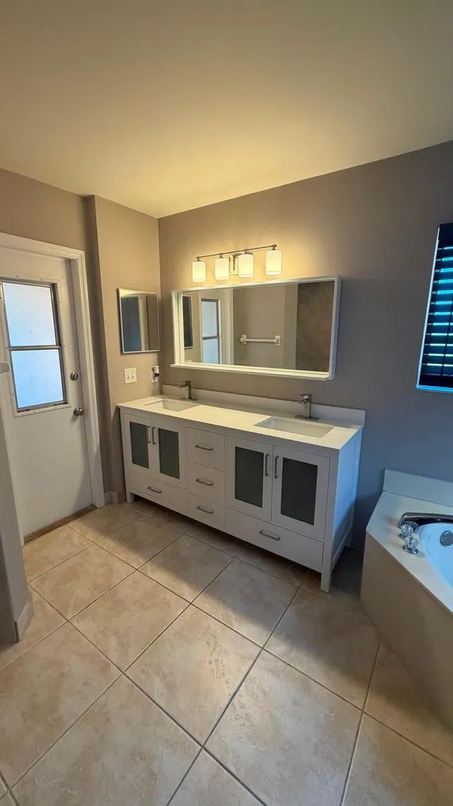  Residence photo 12