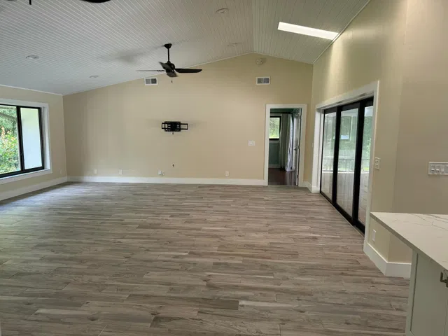  Residence photo 18