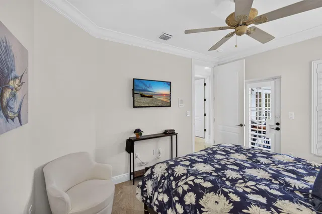 Residence photo 22