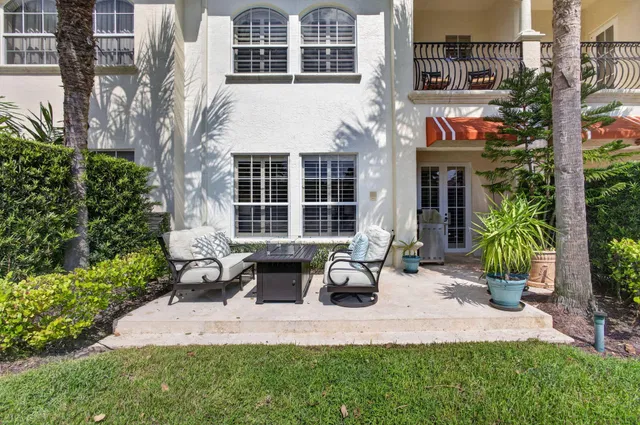 Residence photo 31