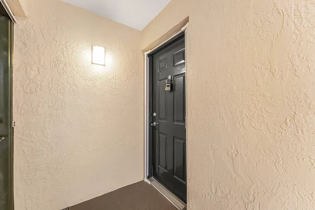 Unit 205 photo 3